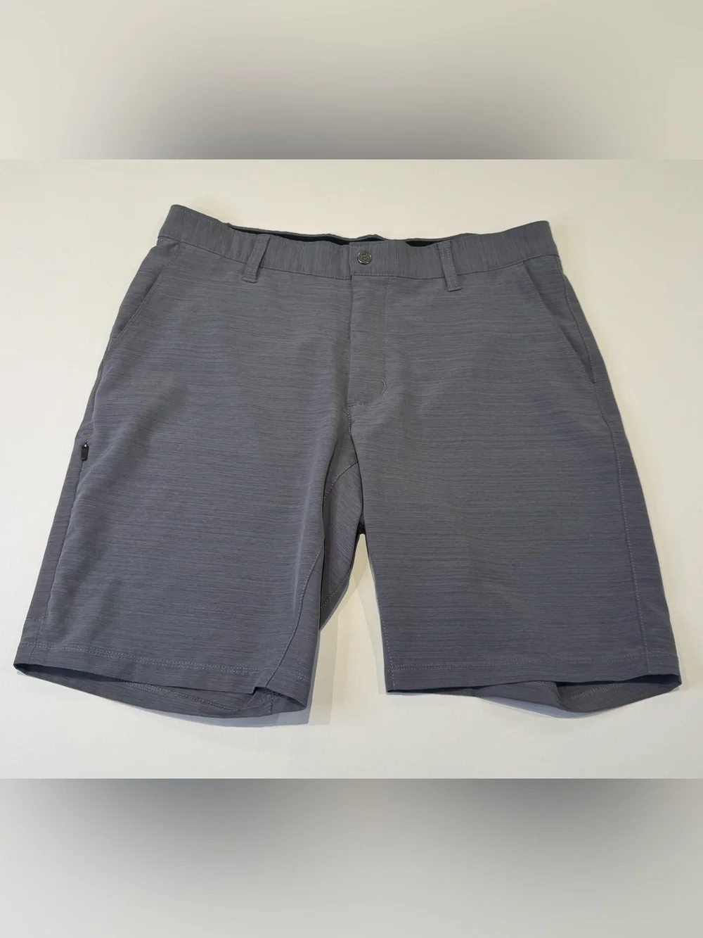 BYLT Premium Basics Men's Large Kinetic Shorts Grey Performance Golf